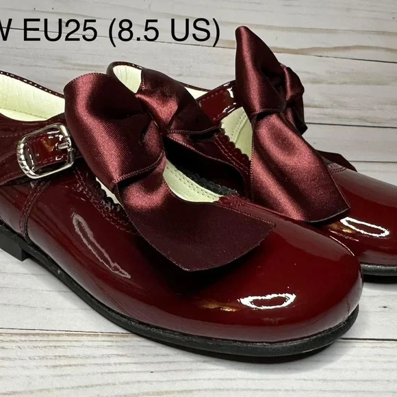 NEW Size EU25 (toddler 8.5) Bambi (made in Spain) Mary Jane’s - Picture 2 of 3